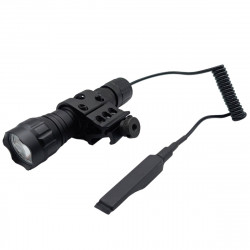 Фото: “Тактический подствольный фонарь с выносной кнопкой”