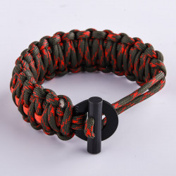 Фото: “Браслет из верёвки”