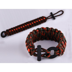 Фото: “Браслет из верёвки”