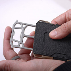 Фото: “Универсальный мультитул выживальщика Dango MT04”