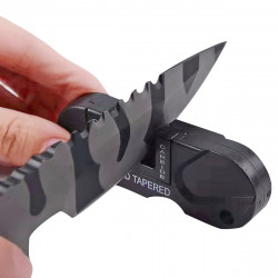 Фото: “Карманная двухступенчатая точилка”