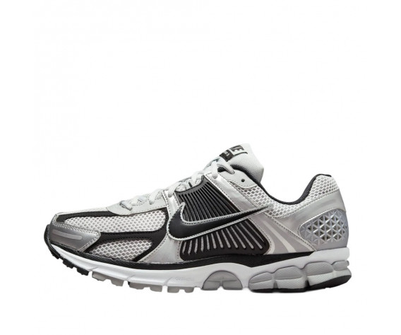 Фото: “Кроссовки U Zoom Vomero 5 Nike, цвет Metallic Silver/Black”, купить в интернет магазине