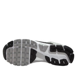 Фото: “Кроссовки U Zoom Vomero 5 Nike, цвет Metallic Silver/Black”