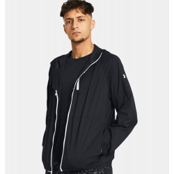 Фото: “Ветровка Launch Lightweight Under Armour, цвет Black”, купить в интернет магазине