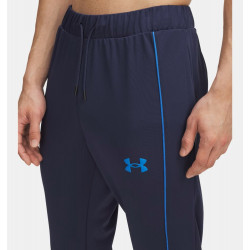 Превью товара: “Костюм M EMEA Tracksuit Novelty Under Armour, цвет Washed Navy”, купить в интернет магазине