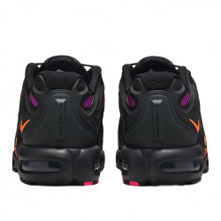 Превью товара: “Кроссовки M Air Max Plus Drift Nike, цвет Dark Smoke Grey/Black/Vivid”, купить в интернет магазине