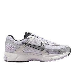 Превью товара: “Кроссовки W Vomero 5 Nike, цвет Barely Grape/Summit White”, купить в интернет магазине