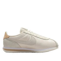 Превью товара: “Кроссовки W Cortez Nike, цвет Pearl White/Pale Ivory/Vachetta Tan”, купить в интернет магазине