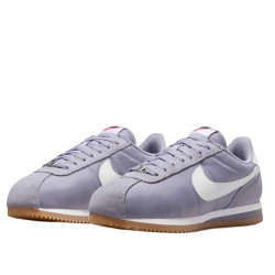 Фото: “Кроссовки W Cortez Nike, цвет Cement Grey/Sail-Gum Light Brown”, купить в интернет магазине