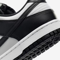 Превью товара: “Кеды W Dunk Low Nike, цвет White/Black”, купить в интернет магазине