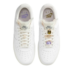 Превью товара: “Кеды W Air Force 1 Low Premium Nike, цвет Summit White/Sea”, купить в интернет магазине