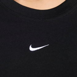 Превью товара: “Футболка W NSW Chill Knit Mid Cropped Nike, цвет Black/White”, купить в интернет магазине