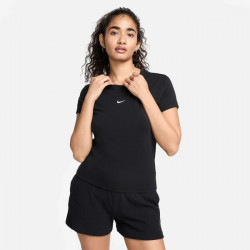 Фото: “Футболка W NSW Chill Knit Mid Cropped Nike, цвет Black/White”, купить в интернет магазине