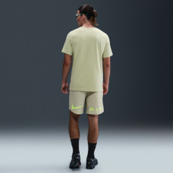 Превью товара: “Футболка M NSW Swoosh Air Graphic Nike, цвет Olive Aura”, купить в интернет магазине
