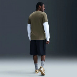 Превью товара: “Футболка M NSW Club Nike, цвет Medium Olive/Parachute Beige”, купить в интернет магазине
