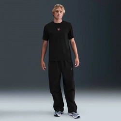 Превью товара: “Футболка M NSW CS Dri-FIT Nike, цвет Black”, купить в интернет магазине