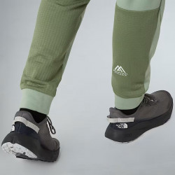 Превью товара: “Брюки M Mountain Athletics Fleece Joggers TNF, цвет Green”, купить в интернет магазине