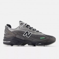 Фото: “Кроссовки U 1000 New Balance, цвет Black/Dark Silver Metallic”, купить в интернет магазине