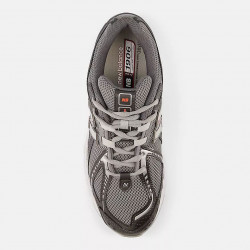 Превью товара: “Кроссовки U 1906R New Balance, цвет Black Metallic”, купить в интернет магазине