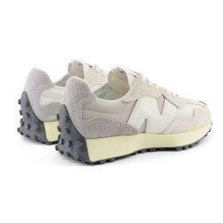 Превью товара: “Кроссовки U 327 New Balance, цвет Sea Salt”, купить в интернет магазине
