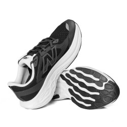 Превью товара: “Кроссовки U TRN Runner New Balance, цвет Black/White”, купить в интернет магазине
