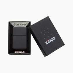 Превью товара: “Зажигалка Zippo Classic, Black Matte, цвет черный”, купить в интернет магазине