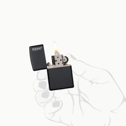 Превью товара: “Зажигалка Zippo Logo Classic, Black Matte, цвет черный”, купить в интернет магазине