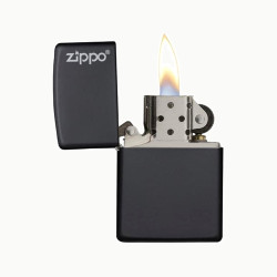 Превью товара: “Зажигалка Zippo Logo Classic, Black Matte, цвет черный”, купить в интернет магазине