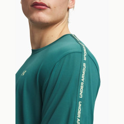 Превью товара: “Футболка M Tech Taping Under Armour, цвет Rack Green/Fade Green”, купить в интернет магазине