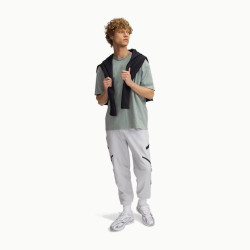 Превью товара: “Брюки Unstoppable Cargo Pant Under Armour, цвет Halo Grey”, купить в интернет магазине