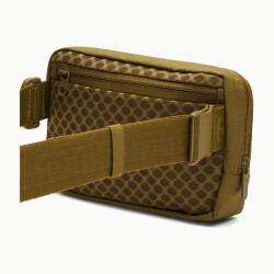 Превью товара: “Сумка поясная Essential Crossbody UA, цвет Canteen Green/Black”, купить в интернет магазине
