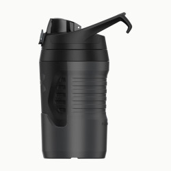 Превью товара: “Бутылка Playmaker Jug 0,95л Under Armour, цвет Black”, купить в интернет магазине