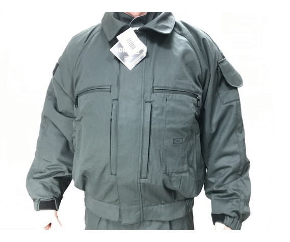Фото: Огнестойкая куртка спецназа с мембранной подкладкой Gore-tex